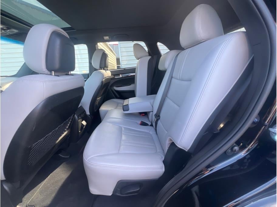 2014 Kia Sorento Limited-SXL Sport Utility 4D