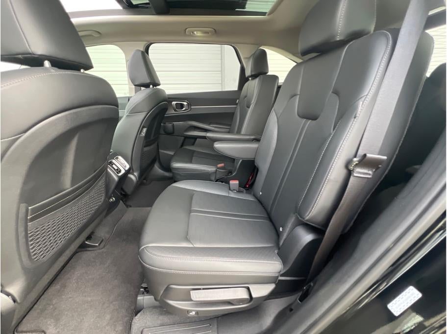 2025 Kia Sorento EX Sport Utility 4D