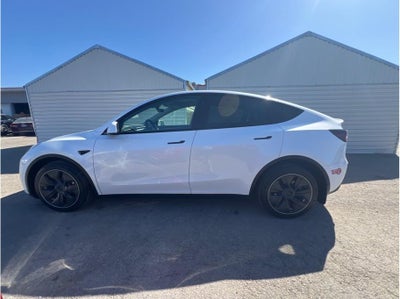 2023 Tesla Model Y Long Range Sport Utility 4D