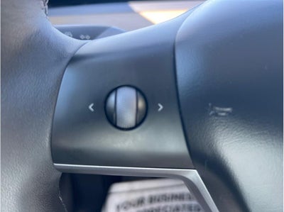 2023 Tesla Model Y Long Range Sport Utility 4D