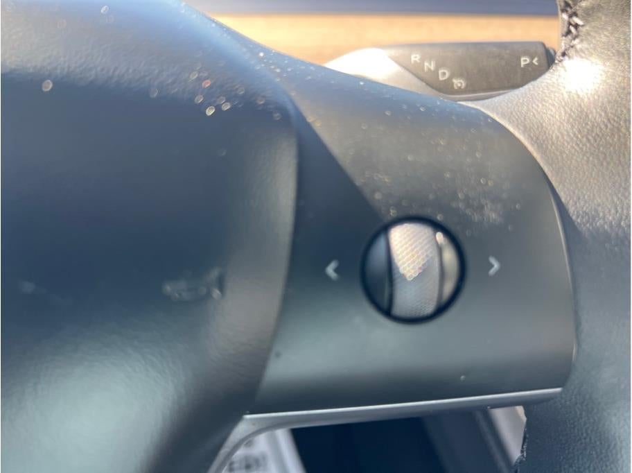 2023 Tesla Model Y Long Range Sport Utility 4D