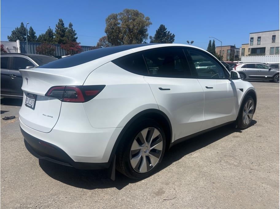 2023 Tesla Model Y Standard Sport Utility 4D