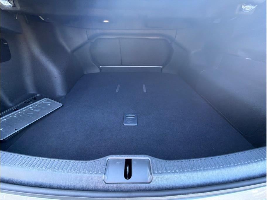 2025 Toyota Crown Platinum Sedan 4D