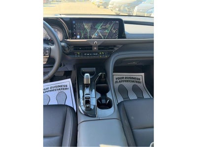 2025 Toyota Crown Platinum Sedan 4D