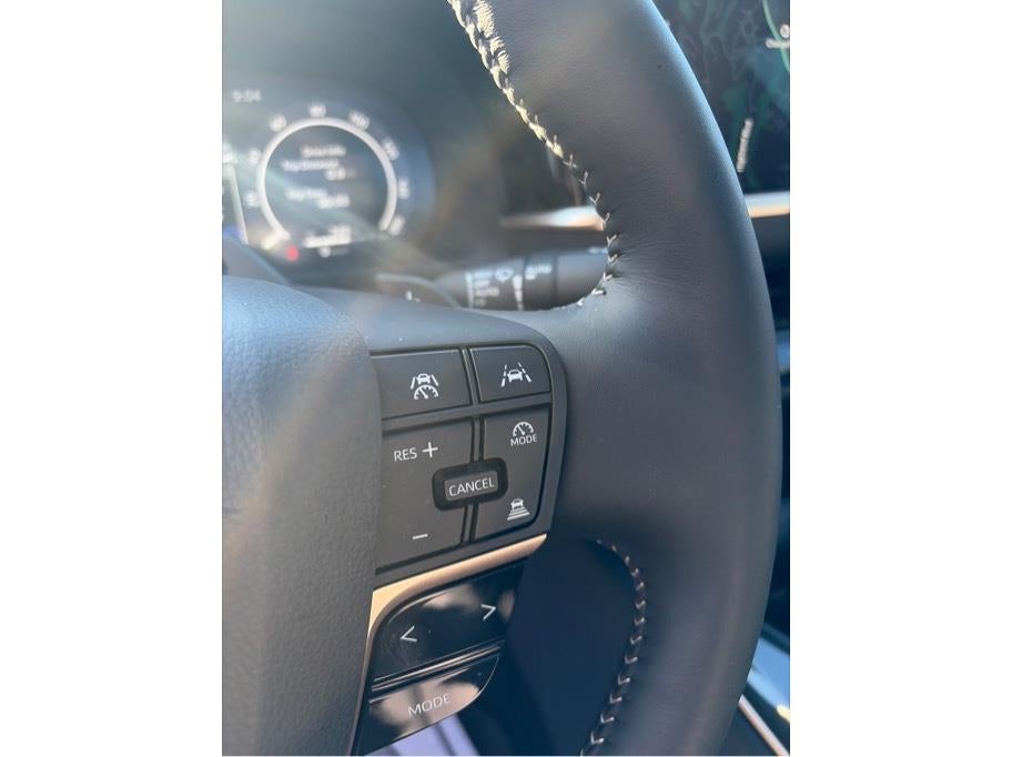 2025 Toyota Crown Platinum Sedan 4D