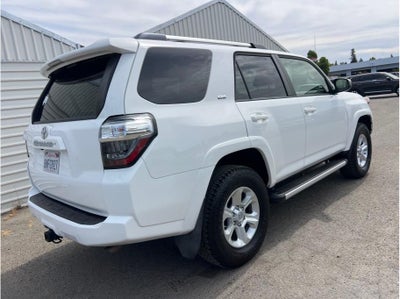 2019 Toyota 4Runner SR5 Sport Utility 4D