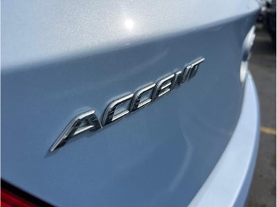 2013 Hyundai Accent SE Hatchback 4D