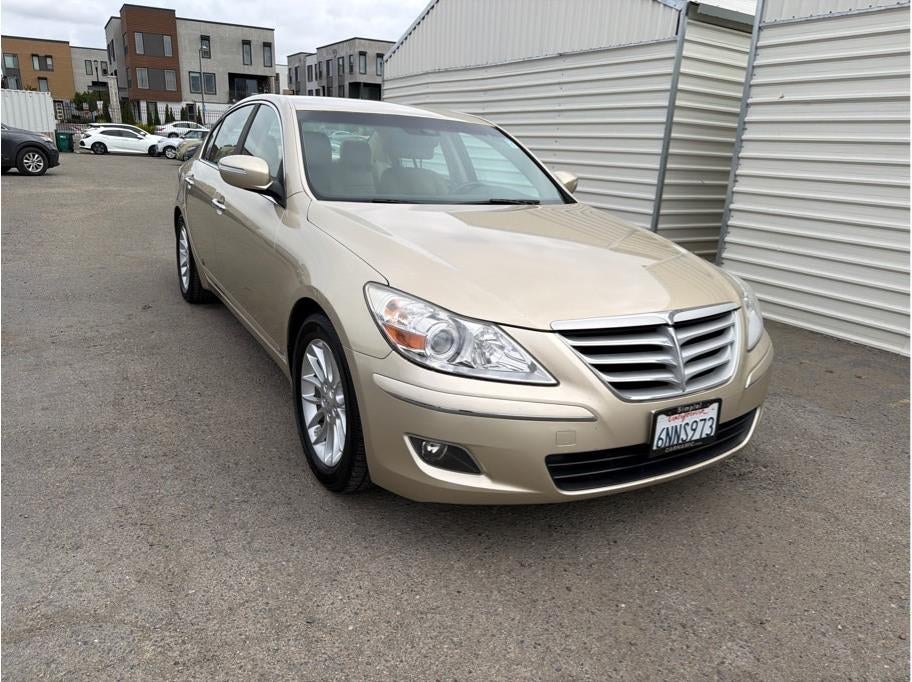 2011 Hyundai Genesis 3.8 Sedan 4D