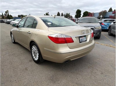 2011 Hyundai Genesis 3.8 Sedan 4D
