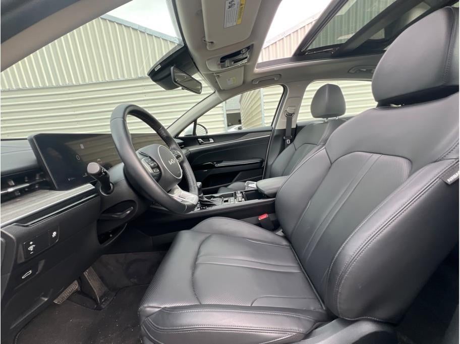 2025 Kia K5 EX Sedan 4D