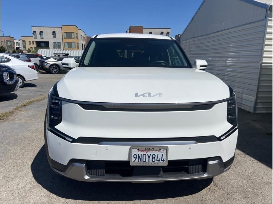 Certified 2024 Kia EV9 Light L/R with VIN KNDAB5S18R6028222 for sale in Hayward, CA