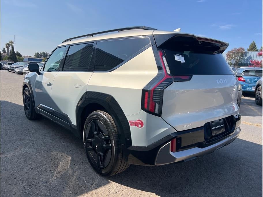 2024 Kia EV9 GT-Line Sport Utility 4D