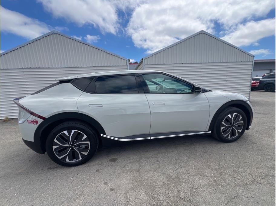2024 Kia EV6 Light Long Range RWD