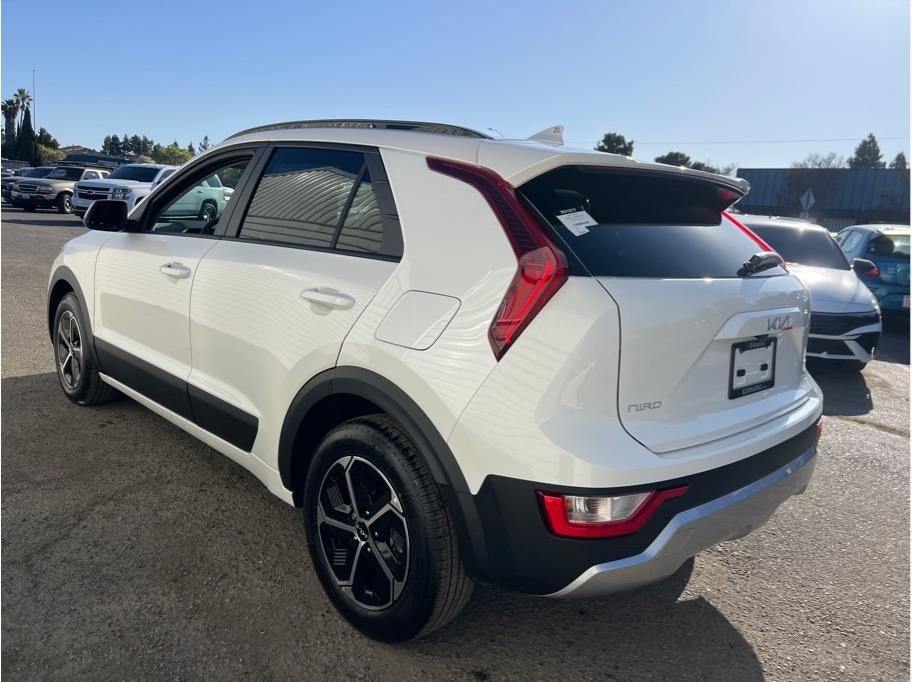 2026 Kia NIRO LX