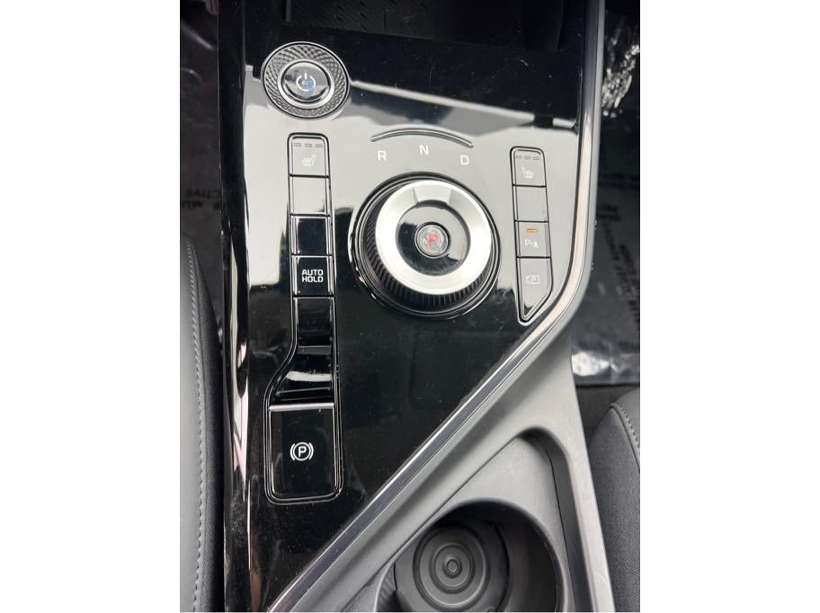 2023 Kia Niro EV Wind Wagon 4D