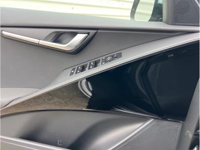 2023 Kia Niro EV Wind Wagon 4D