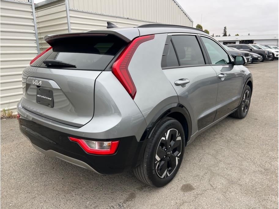 2023 Kia Niro EV Wind Wagon 4D