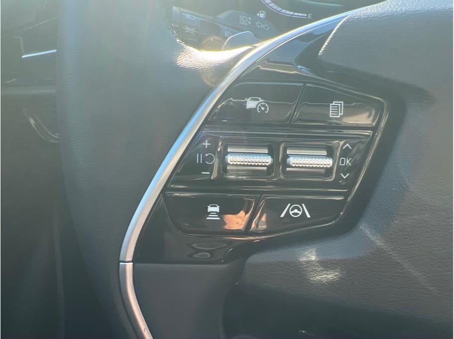 2023 Kia Niro EX Touring Wagon 4D