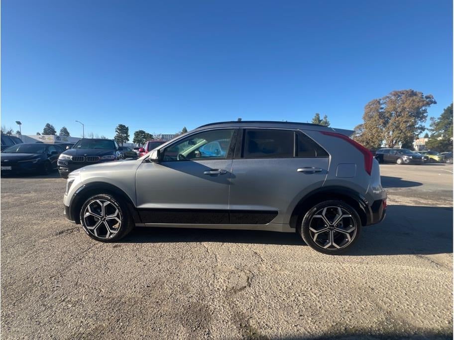 2023 Kia Niro EX Touring Wagon 4D