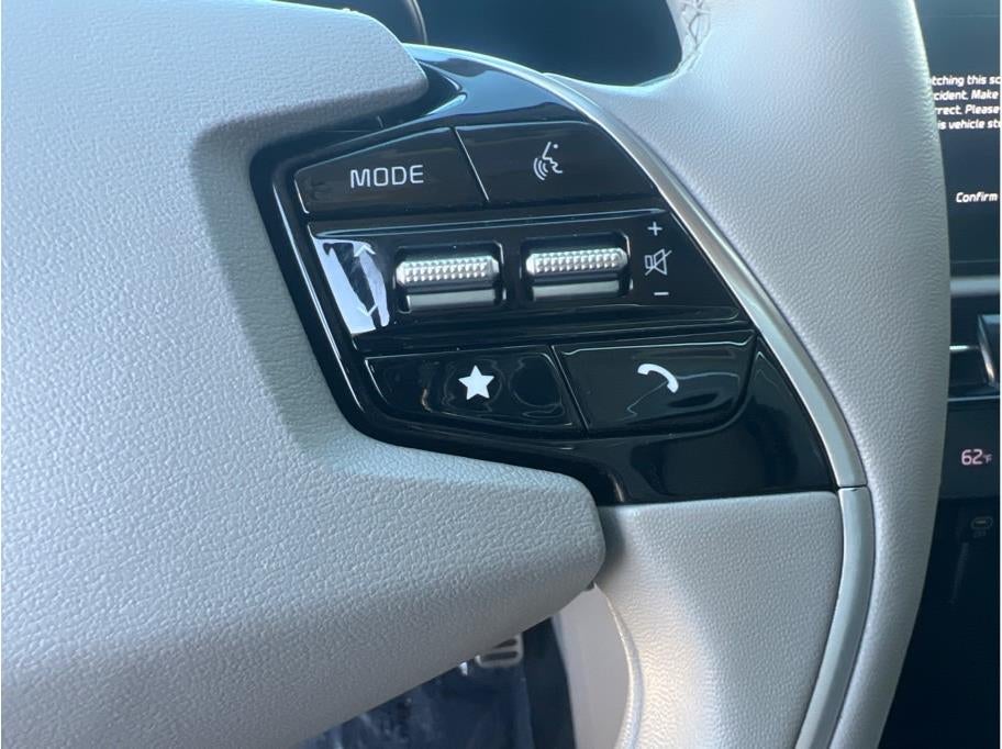 2023 Kia Niro EV Wave Wagon 4D