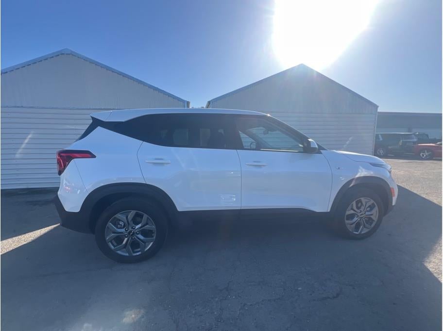 2026 Kia Seltos LX Sport Utility 4D