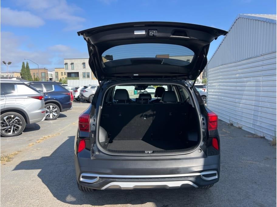 2023 Kia Seltos S FWD