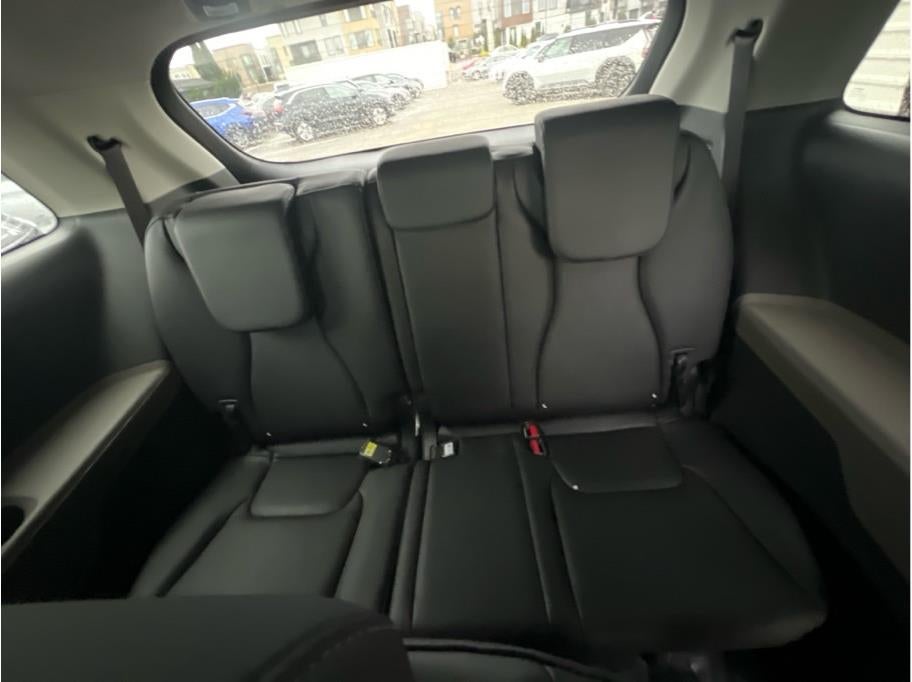 2026 Kia Carnival Hybrid LX