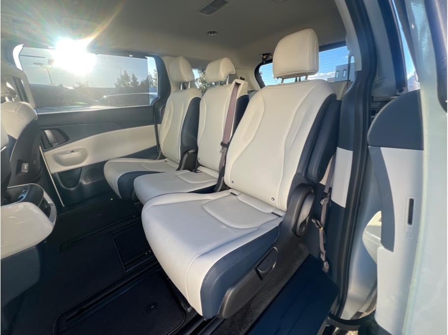 2026 Kia Carnival Hybrid EX