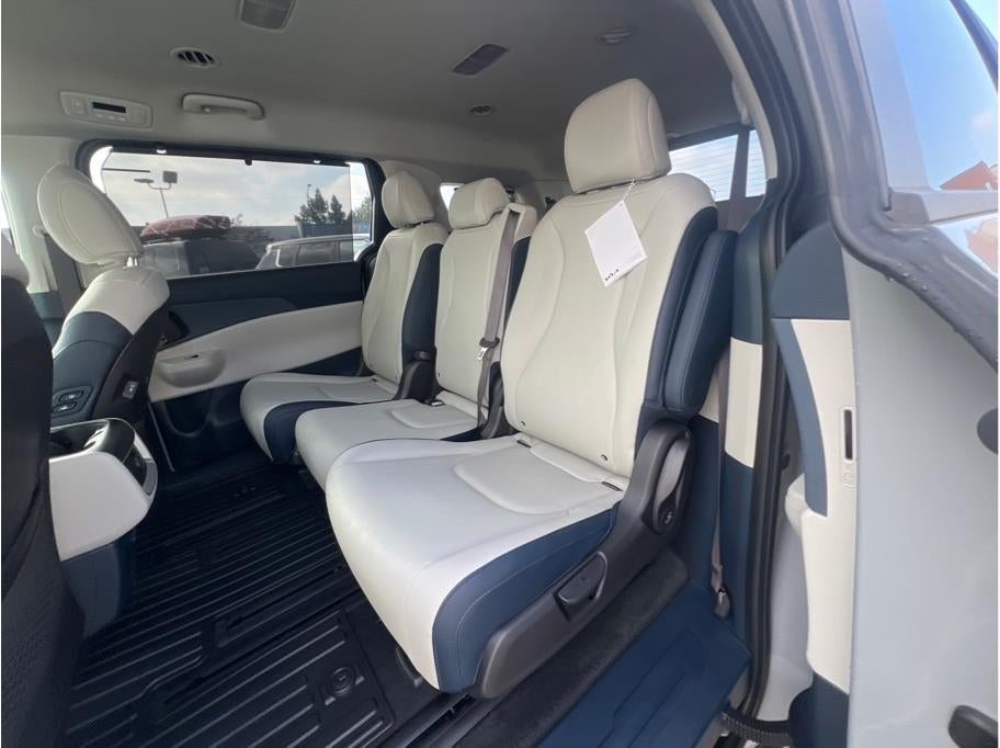 2026 Kia Carnival Hybrid EX Van 4D