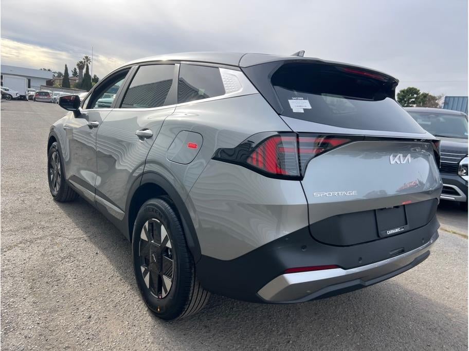 2026 Kia Sportage Hybrid LX Sport Utility 4D