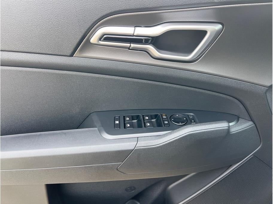 2026 Kia Sportage Hybrid LX Sport Utility 4D