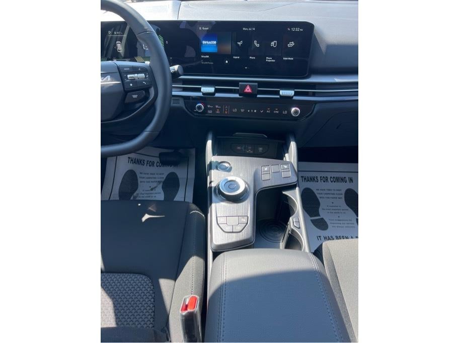 2026 Kia Sportage Hybrid S