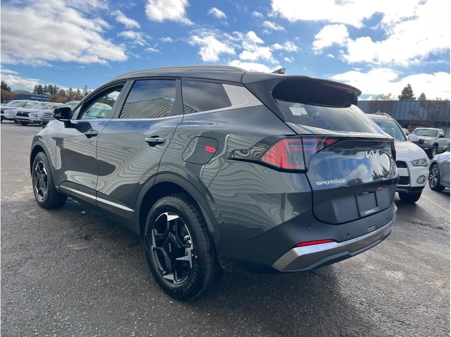 2026 Kia Sportage Hybrid EX