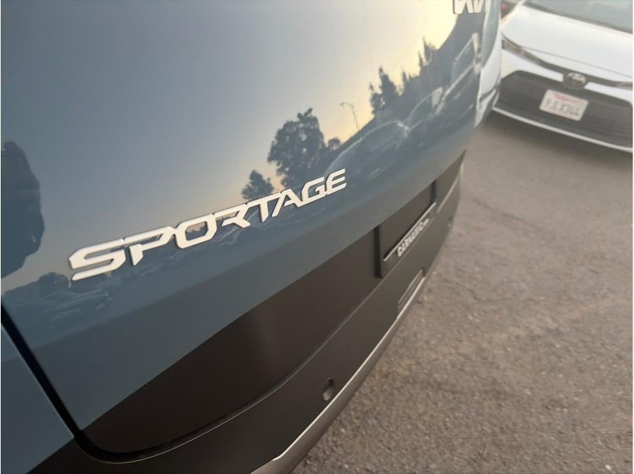 2026 Kia Sportage Hybrid EX Sport Utility 4D