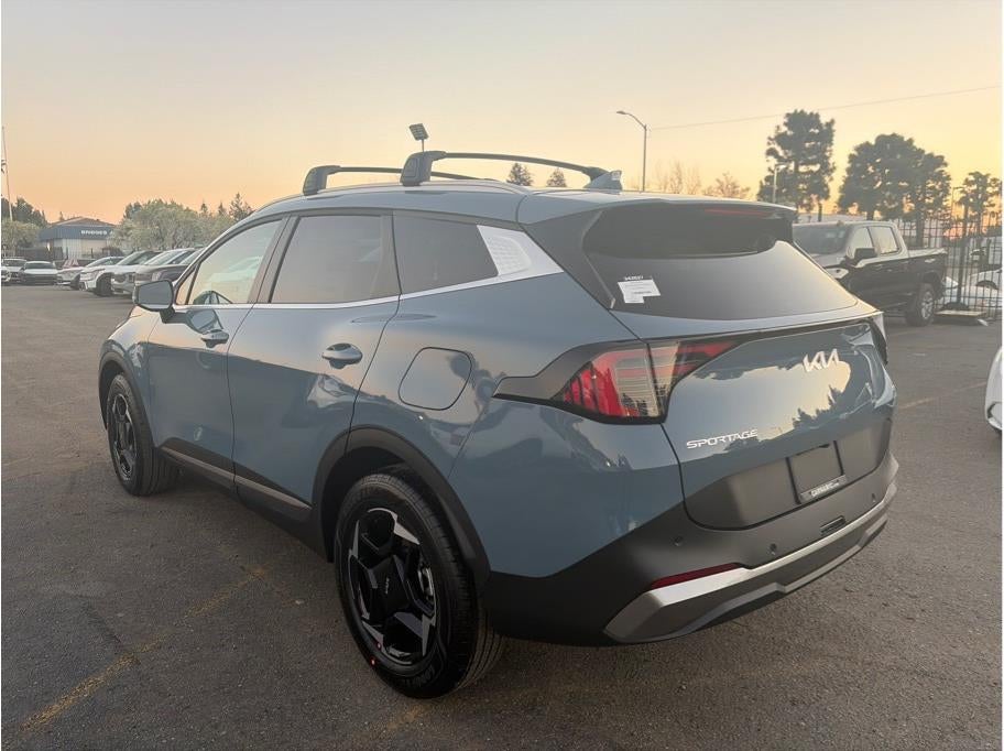 2026 Kia Sportage Hybrid EX Sport Utility 4D