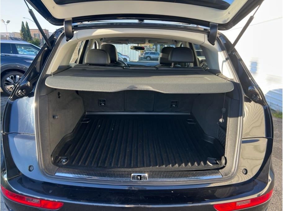 2013 Audi Q5 2.0T Premium Plus Sport Utility 4D