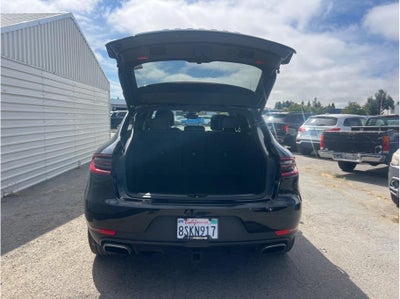 2018 Porsche Macan Sport Utility 4D