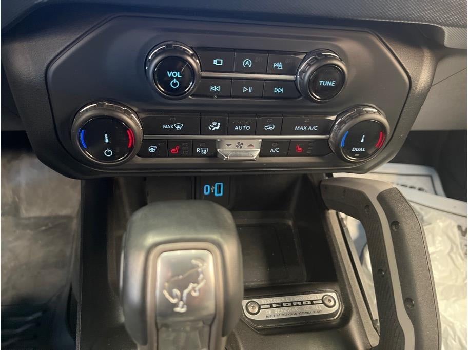 2022 Ford Bronco Outer Banks Sport Utility 4D