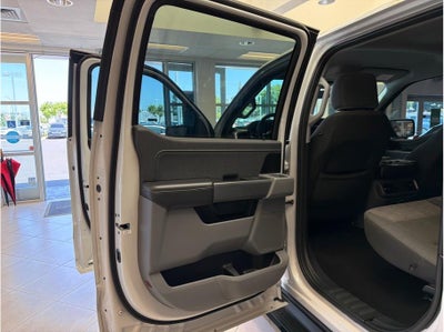 2023 Ford F150 Lightning XLT Pickup 4D 5 1/2 ft
