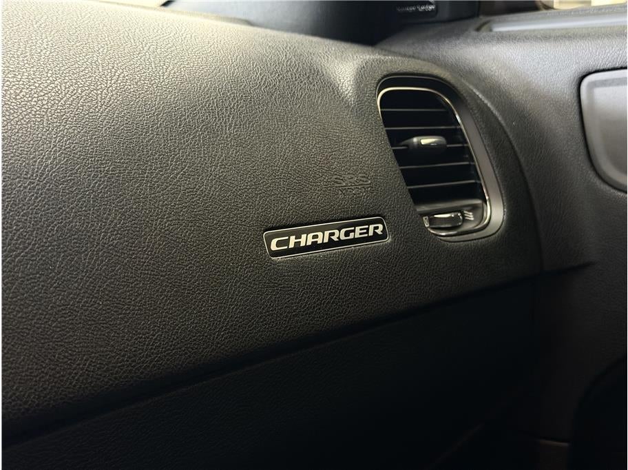 2016 Dodge Charger SRT Hellcat Sedan 4D
