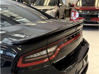 2016 Dodge Charger SRT Hellcat Sedan 4D