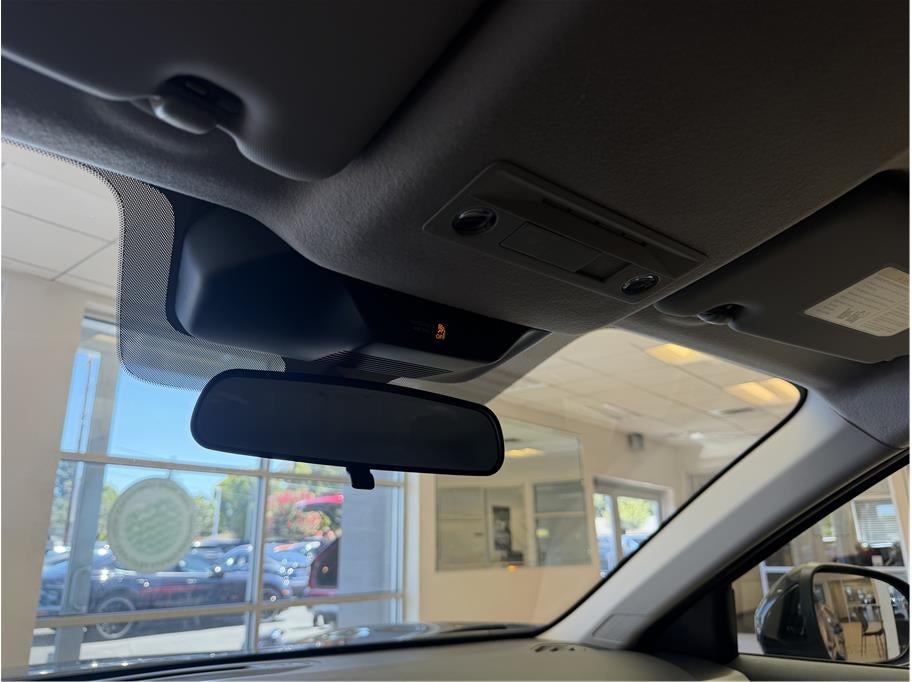 2026 Nissan Kicks SV Sport Utility 4D