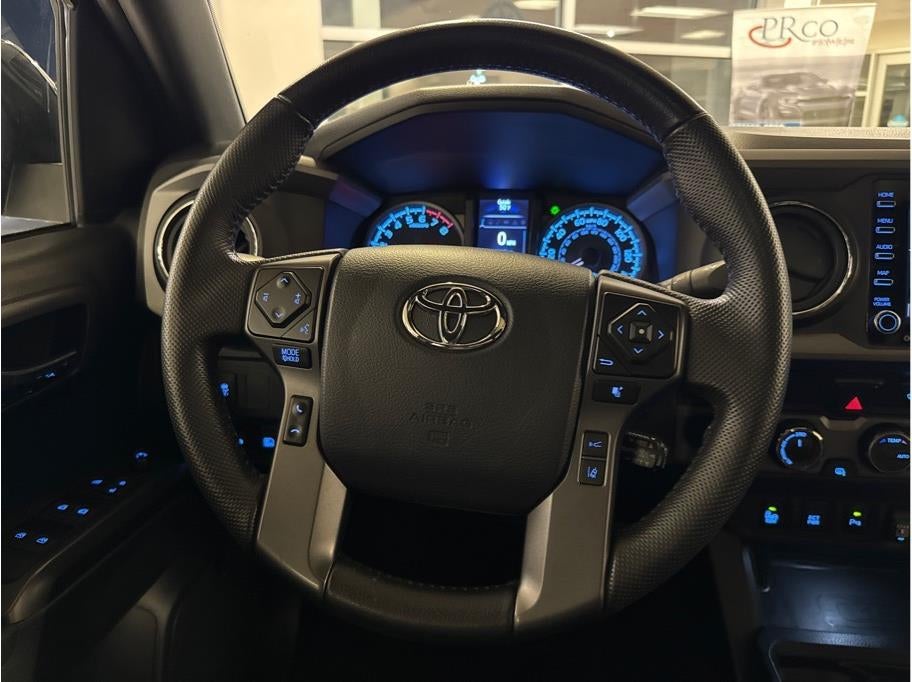 2022 Toyota Tacoma Double Cab TRD Off-Road Pickup 4D 5 ft