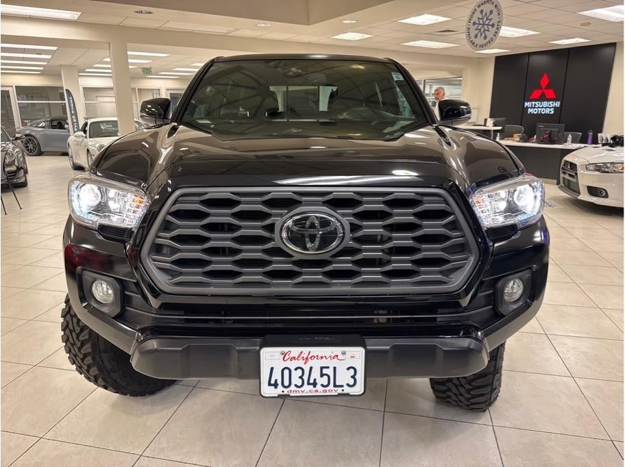2022 Toyota Tacoma Double Cab TRD Off-Road Pickup 4D 5 ft