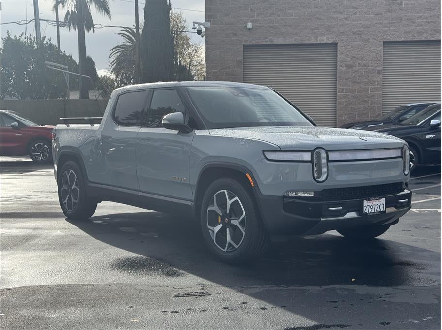 2022 Rivian R1T Adventure Pickup 4D 4 1/2 ft