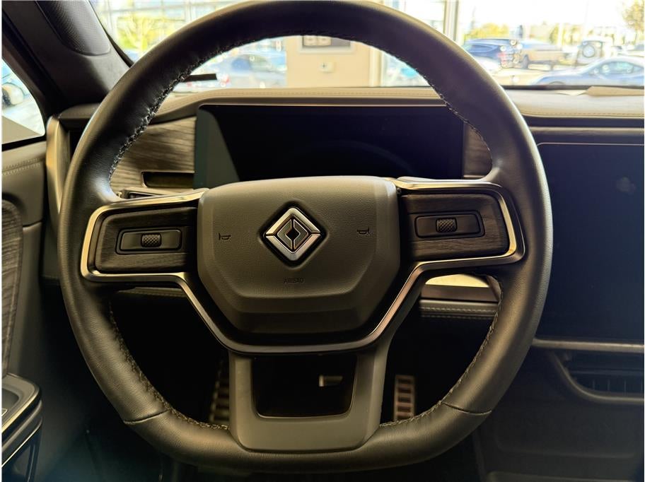 2022 Rivian R1T Adventure Pickup 4D 4 1/2 ft