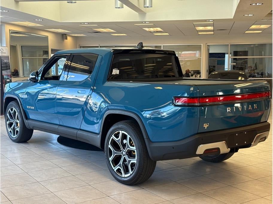 2022 RIVIAN R1T Launch Edition Pickup 4D 4 1/2 ft