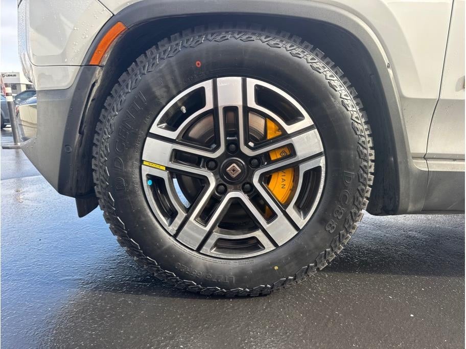 2023 RIVIAN R1S Adventure Sport Utility 4D