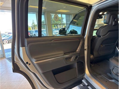 2024 Rivian R1S Dual Large Sport Utility 4D