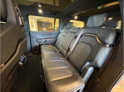 2024 Rivian R1S Dual Large Sport Utility 4D